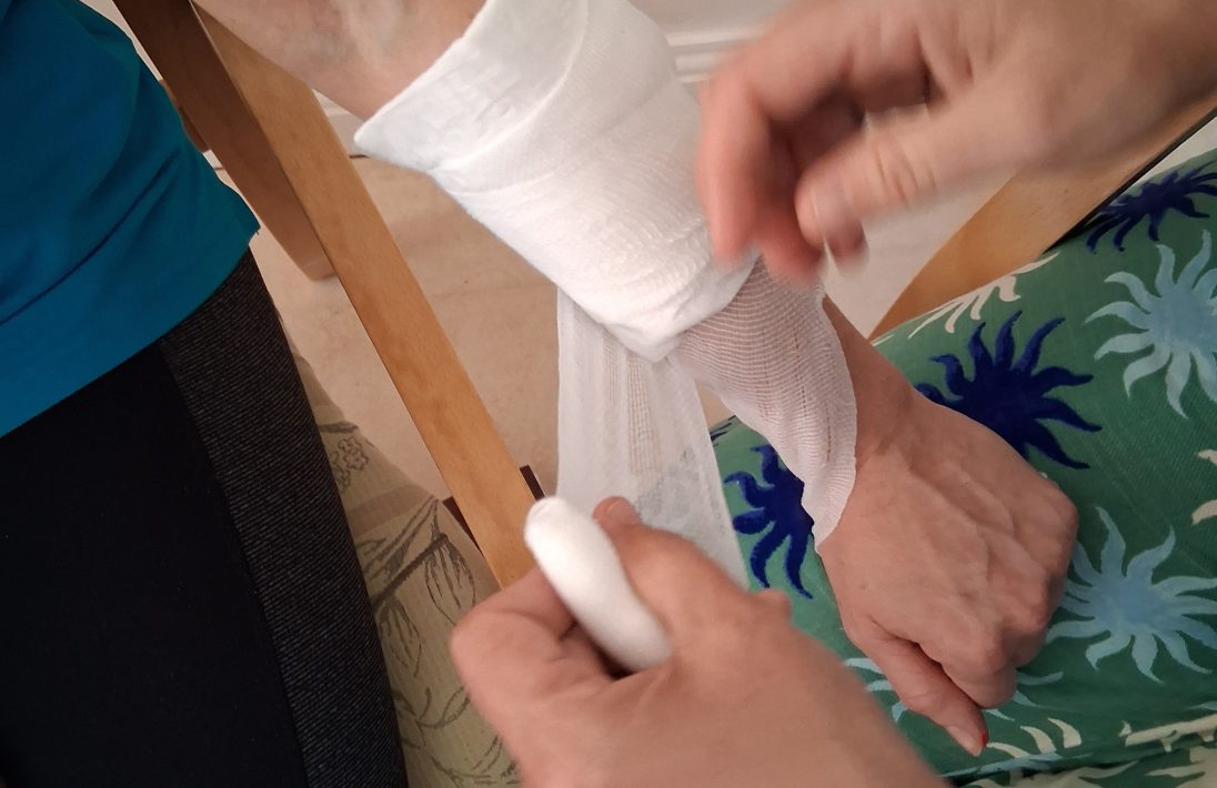Seizures, Slings and Slightly Wonky Bandages: First Aid Training at Viney Hall Physiotherapy